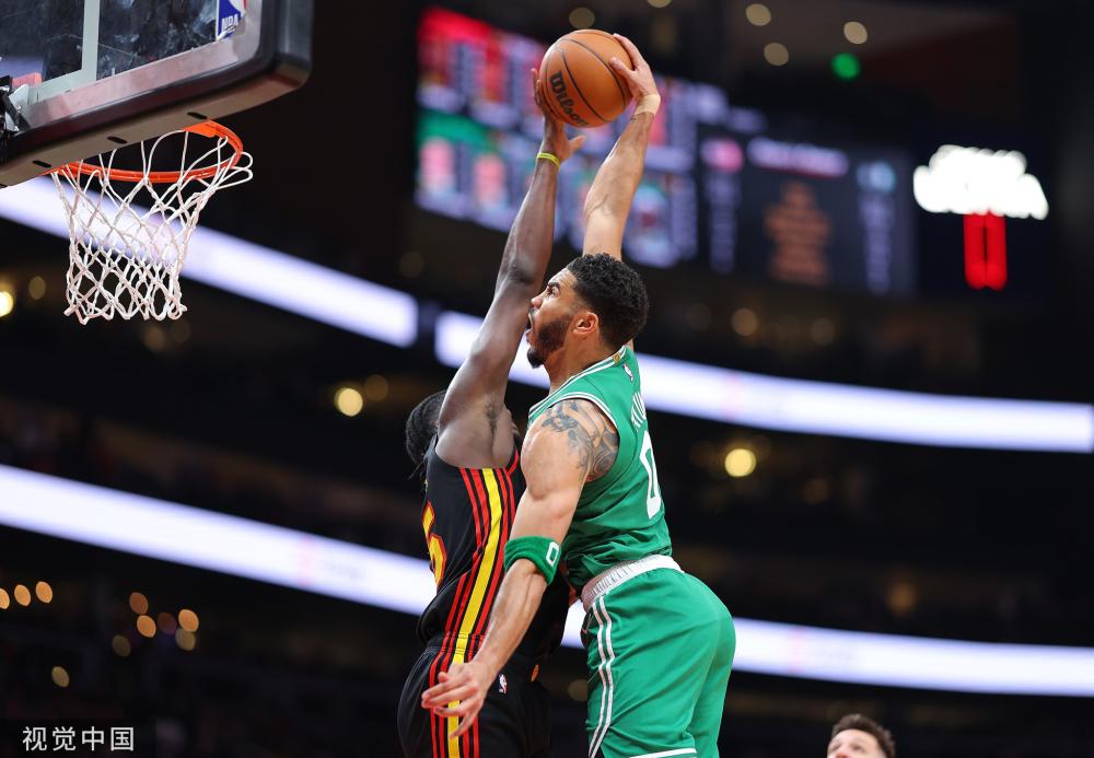 幕后进行 幕后进行