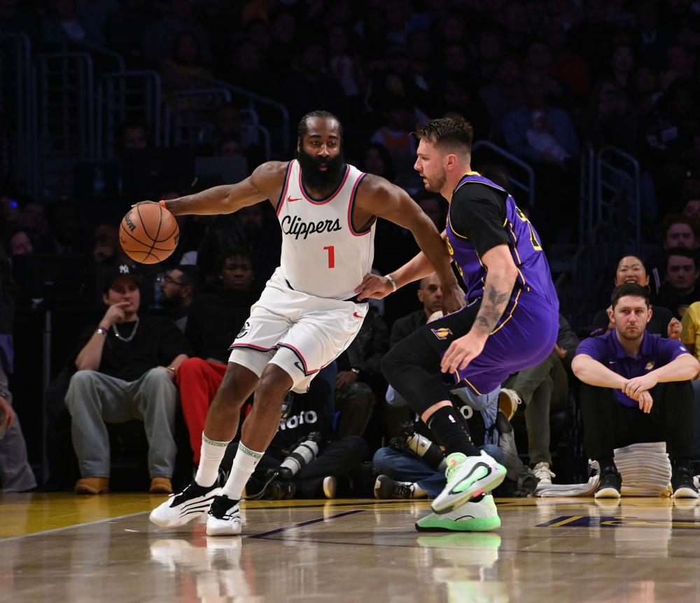 尽管面临落 尽管面临落